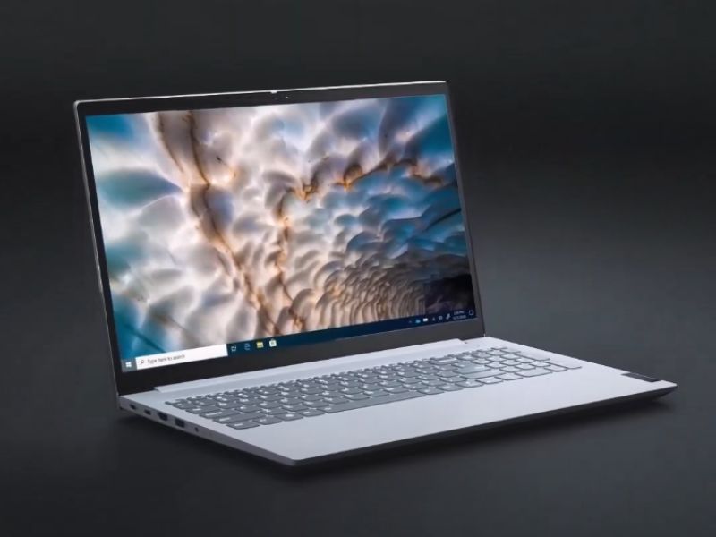 Ovaj laptop nudi snagu, sigurnost i jednostavnost – idealan za starije korisnike.